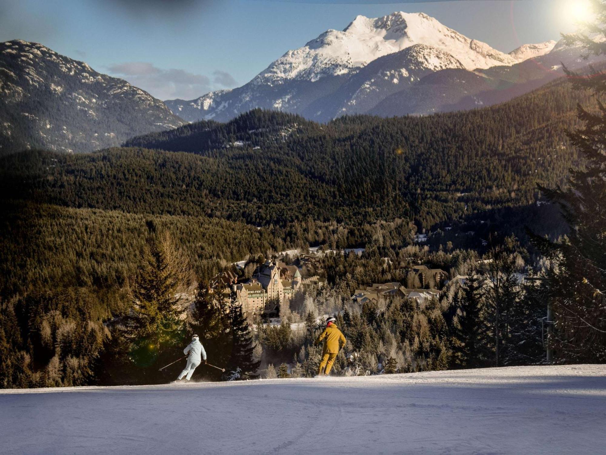 Fairmont Chateau Whistler Exterior photo
