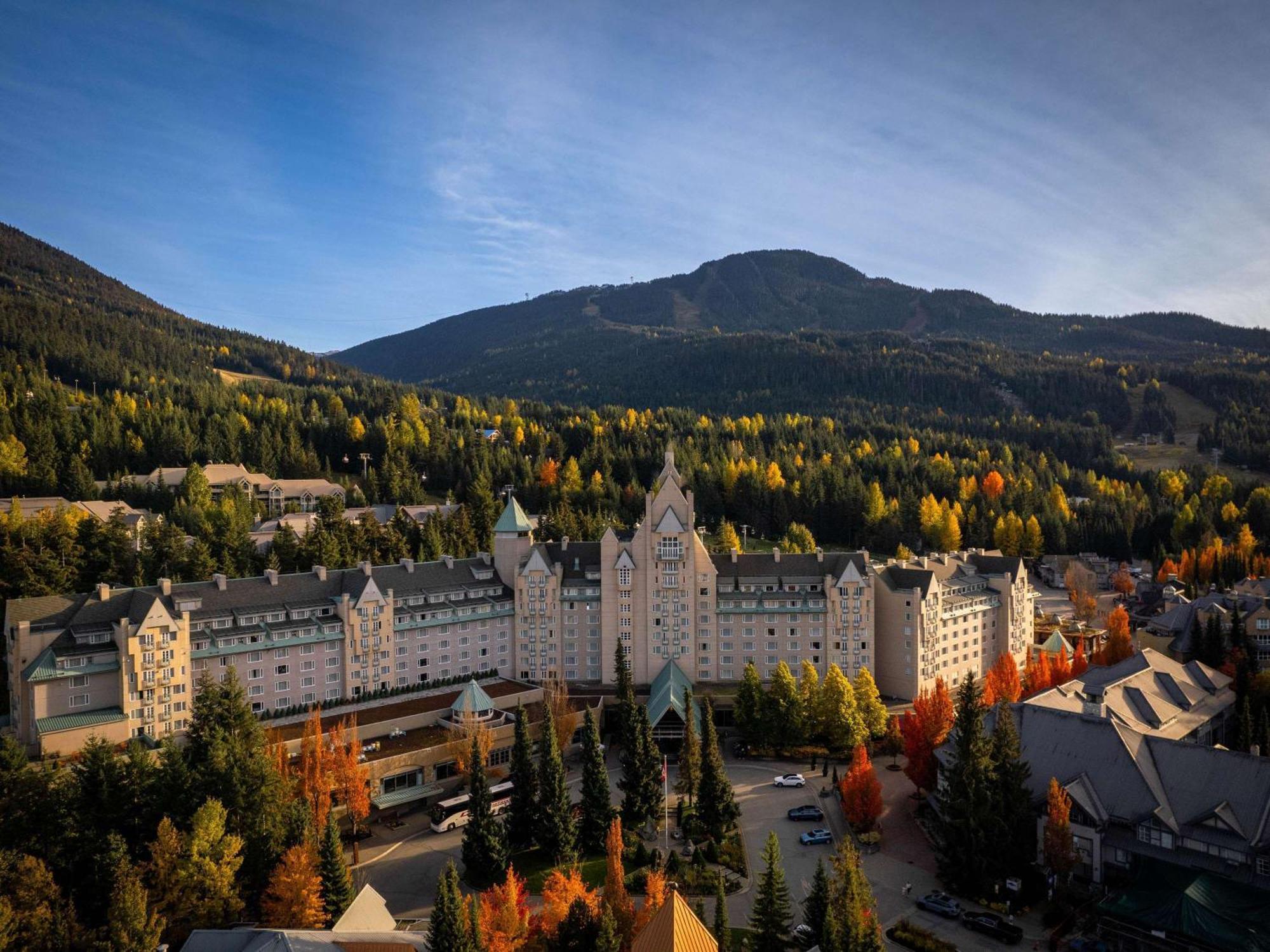Fairmont Chateau Whistler Exterior photo